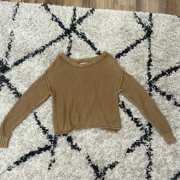 American Eagle Knit Sweater Size Small - Picture 2 of 5